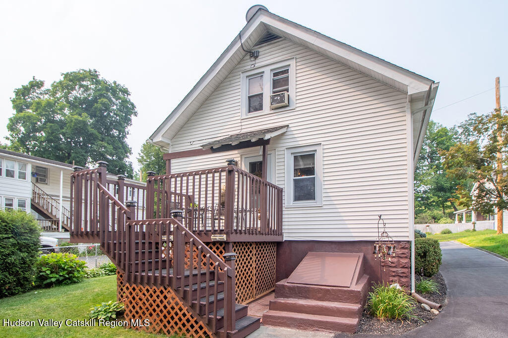 1 Carnation Avenue