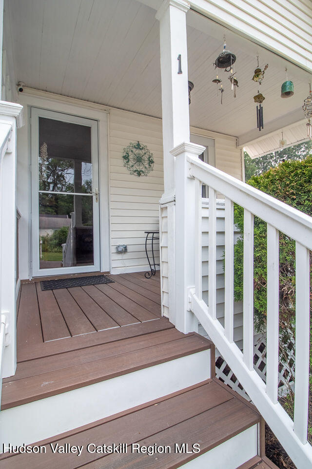 1 Carnation Avenue