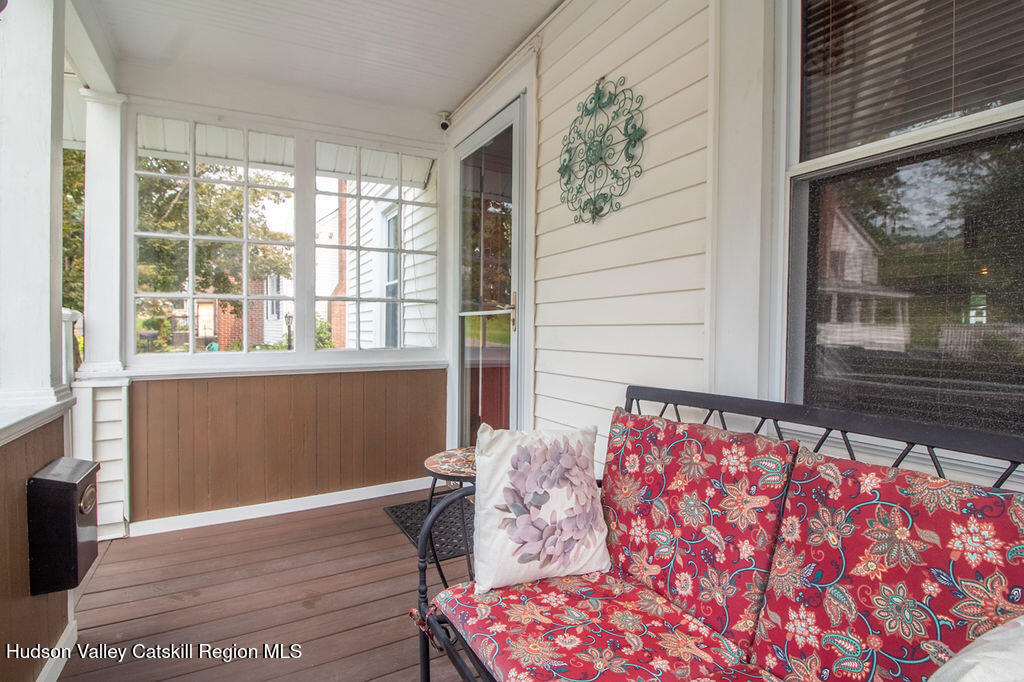 1 Carnation Avenue