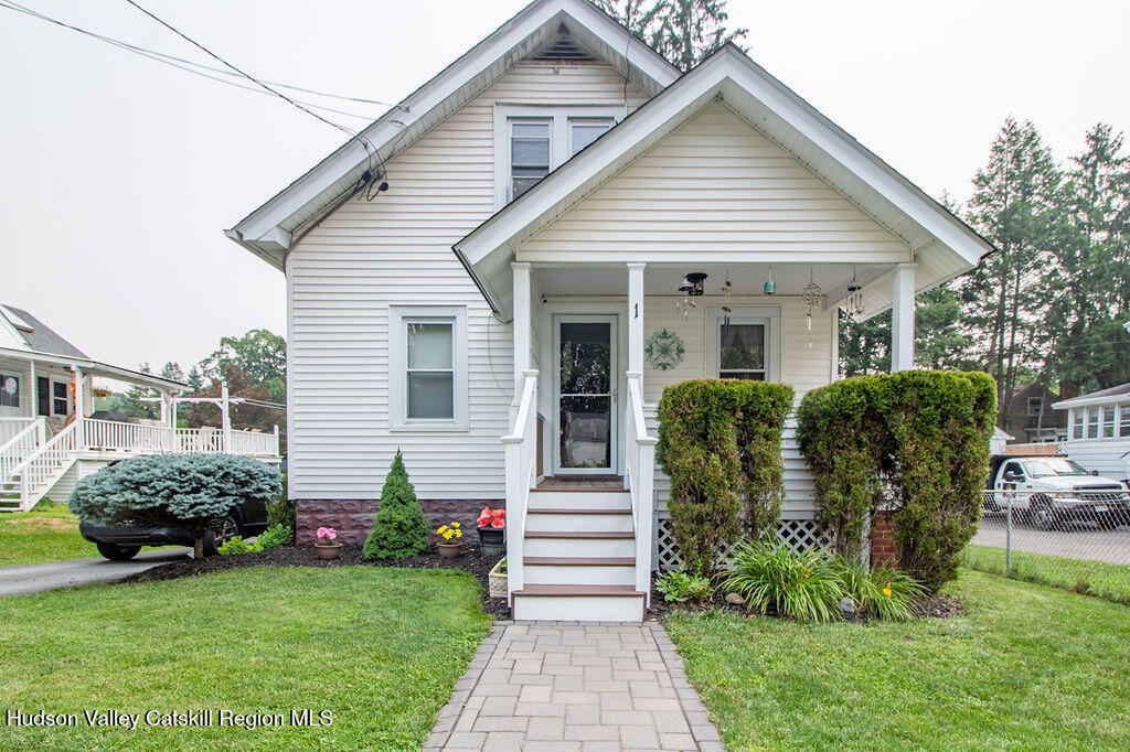 1 Carnation Avenue