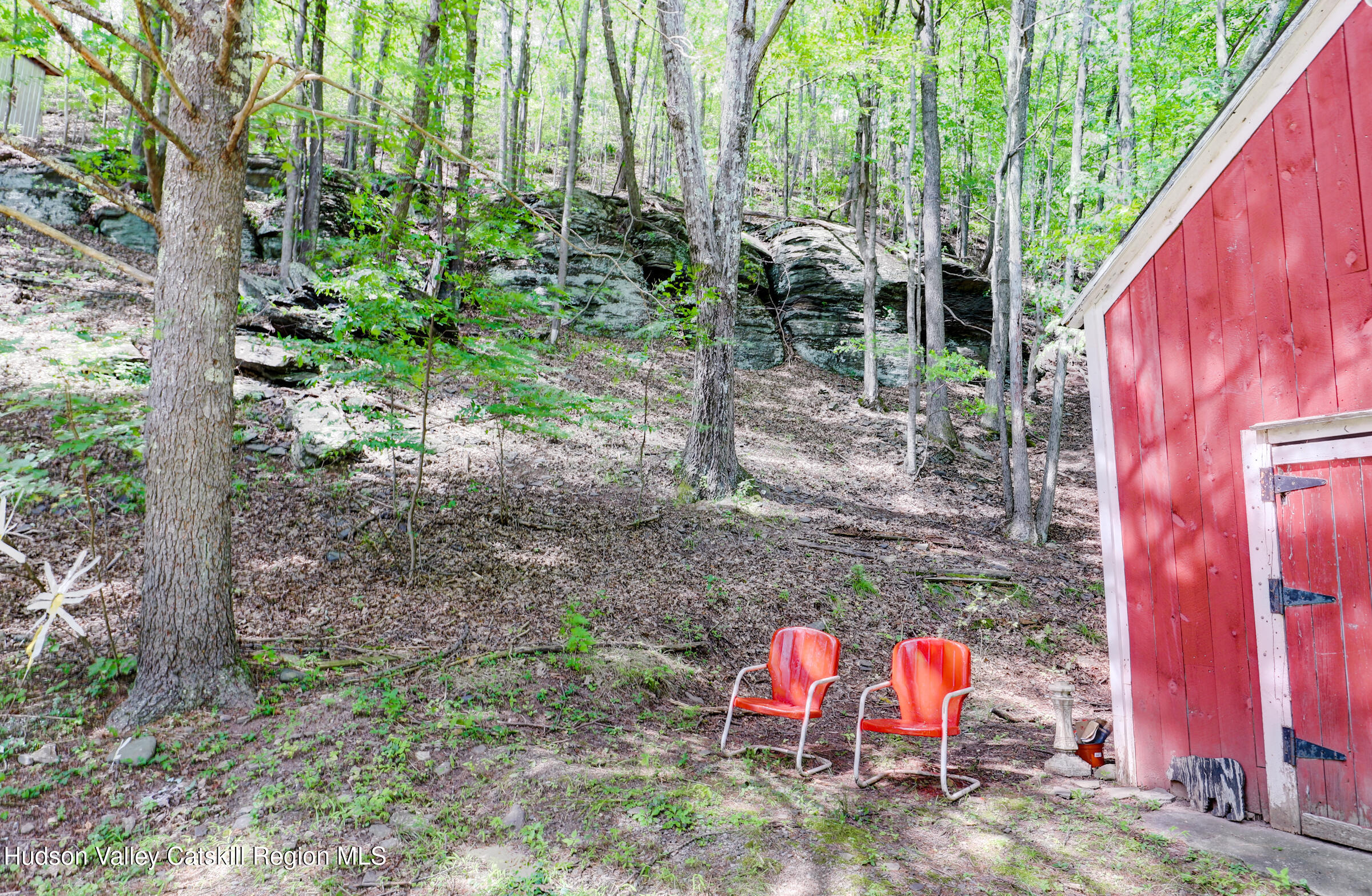 560 W Saugerties Road