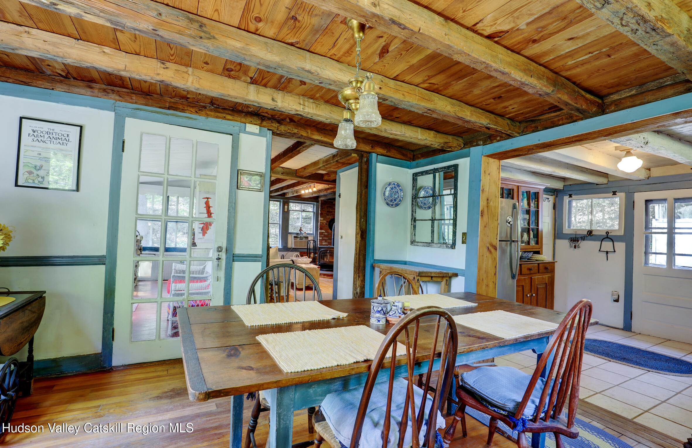 560 W Saugerties Road