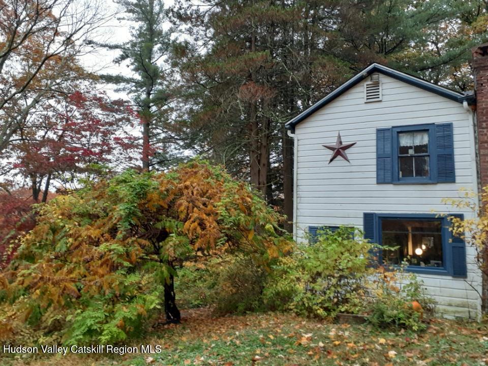 560 W Saugerties Road