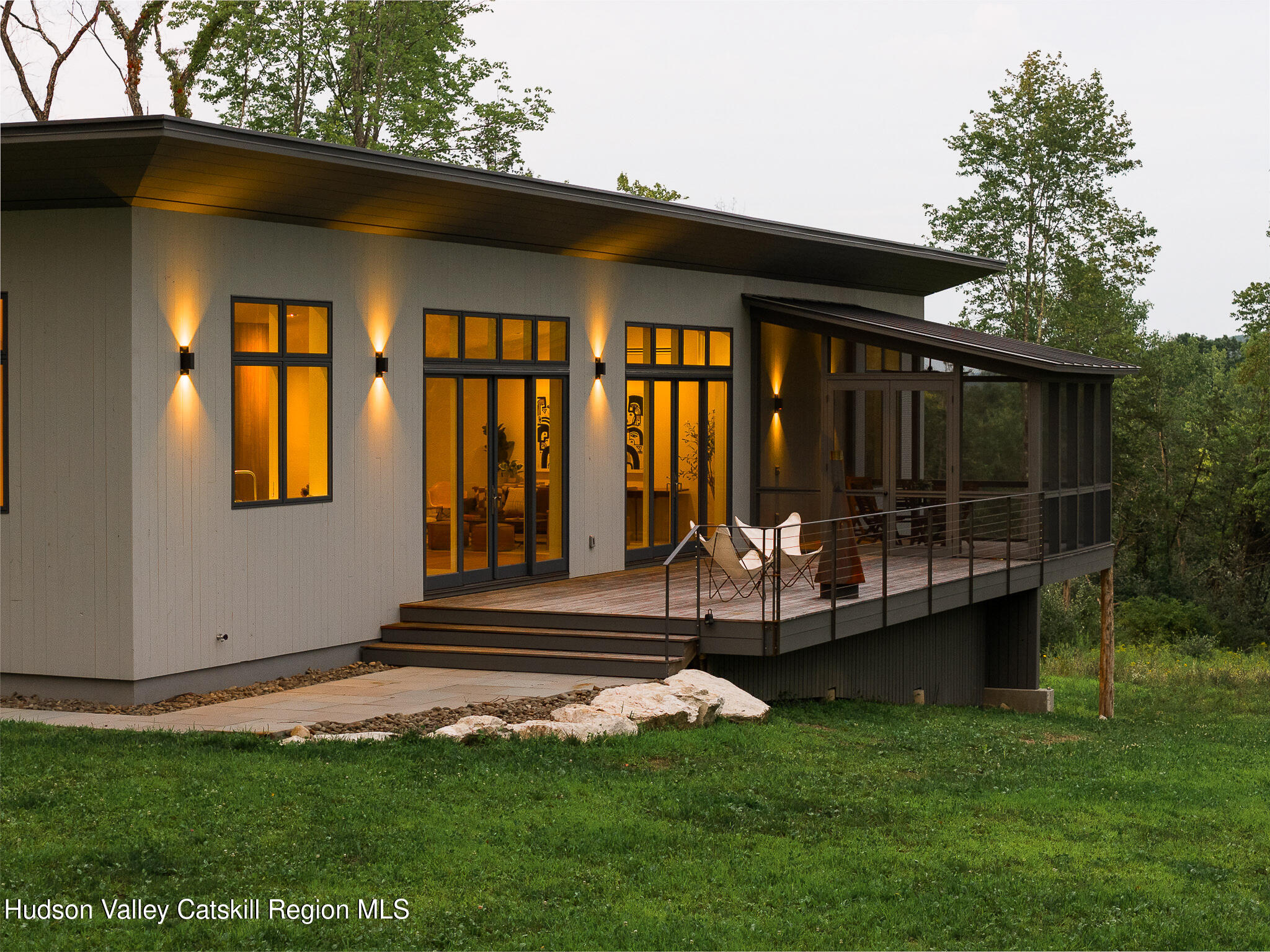 195 Mohonk Road