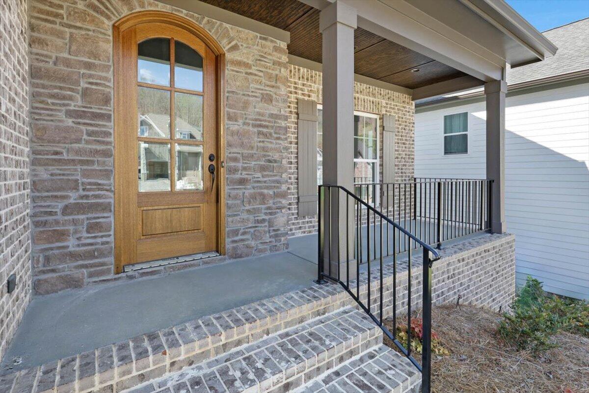 9885 Trestle Circle, 47