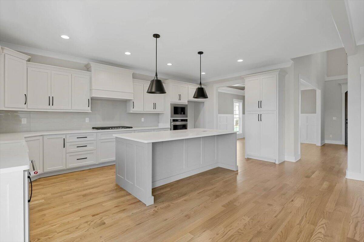 9885 Trestle Circle, 47