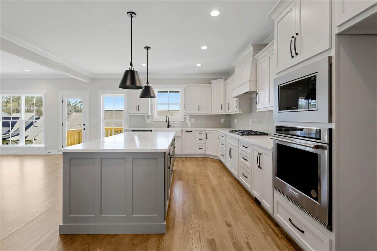 9885 Trestle Circle, 47