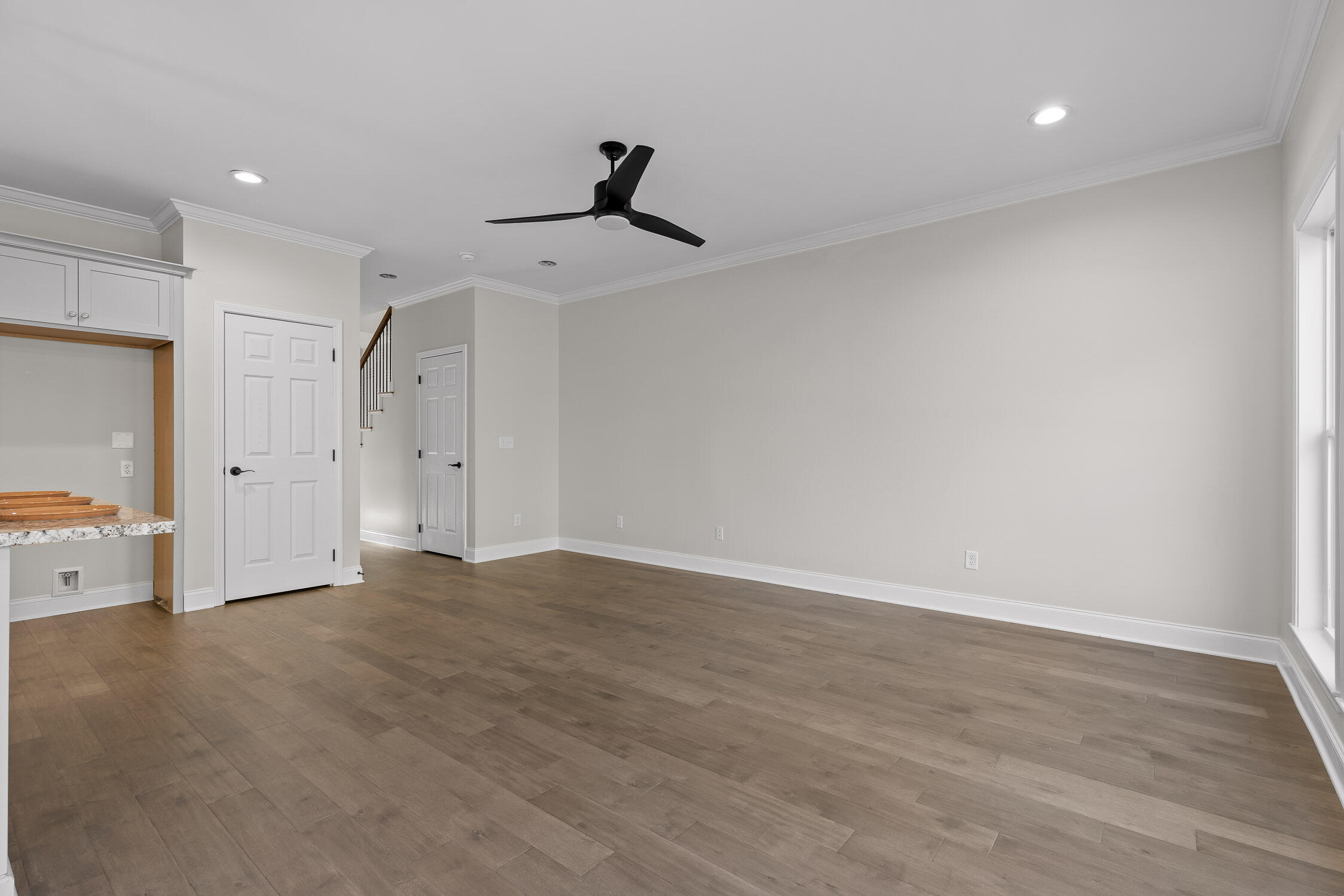 9055 Dallas Hollow Road