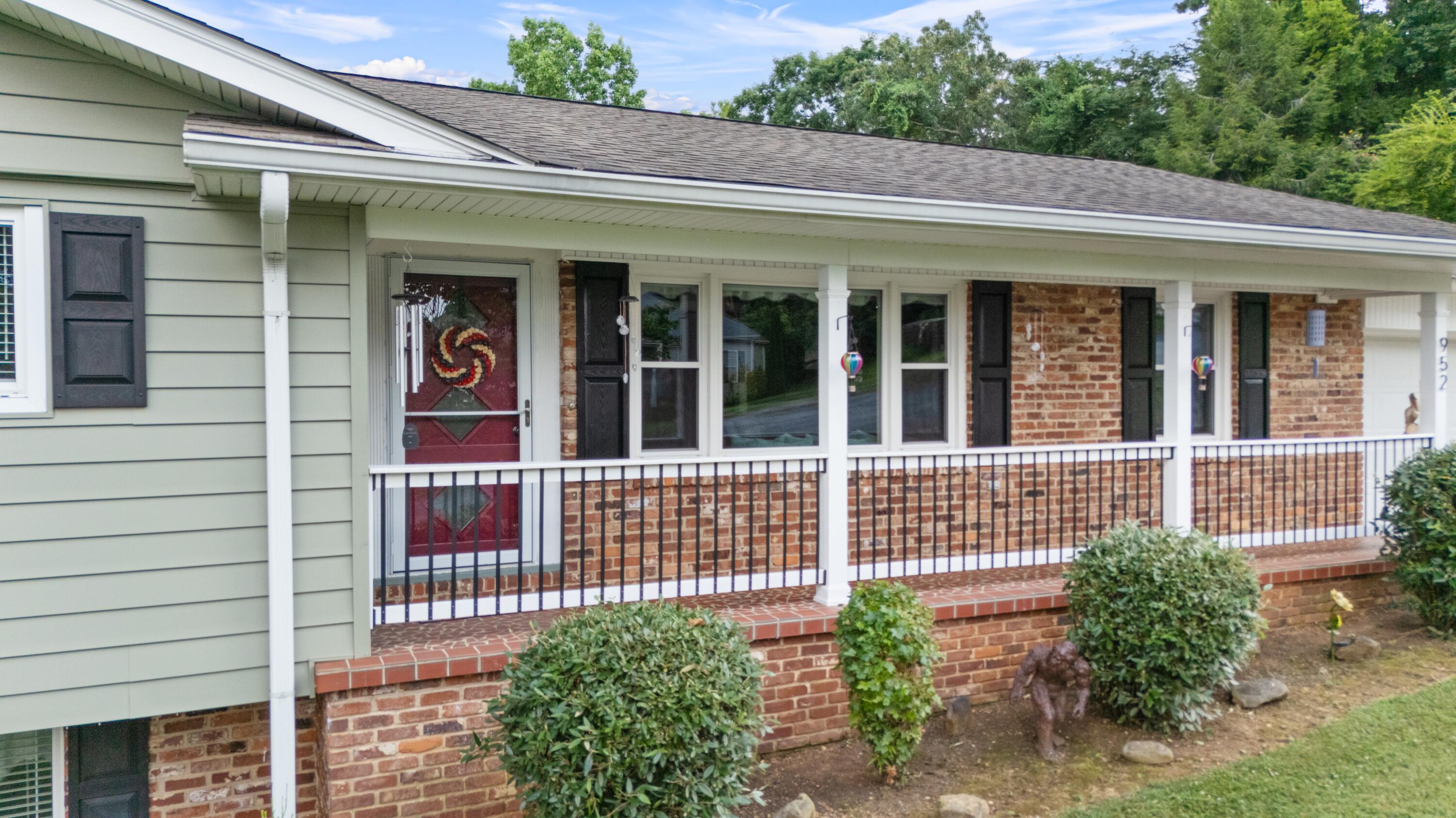 952 Brynwood Drive