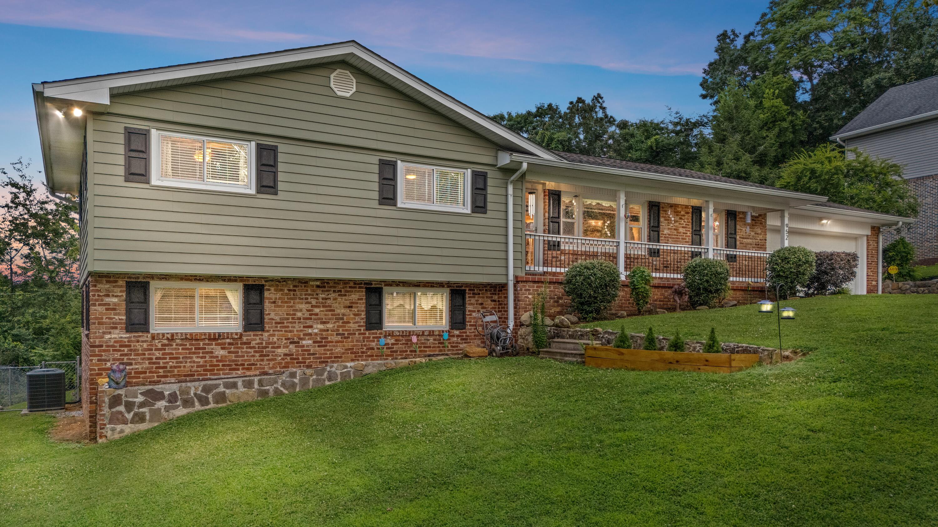 952 Brynwood Drive