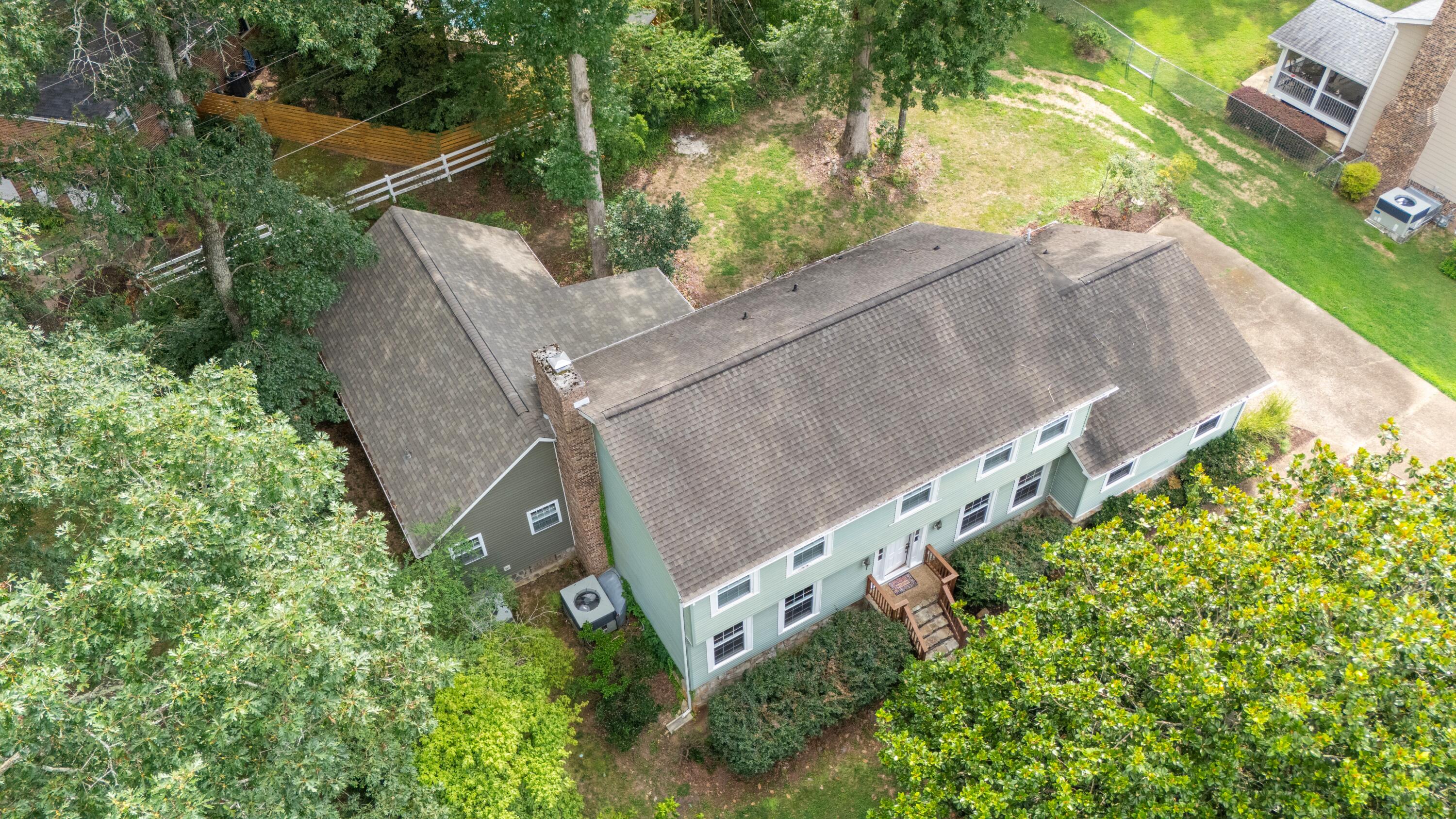 4805 Woodland Circle