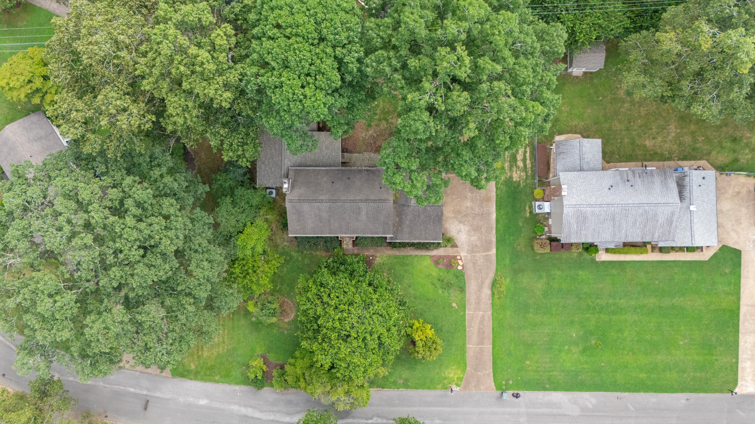 4805 Woodland Circle