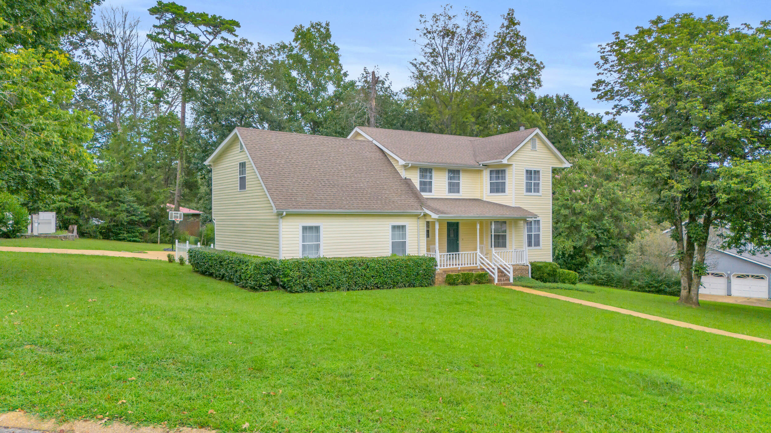 7701 Diamondhead Drive