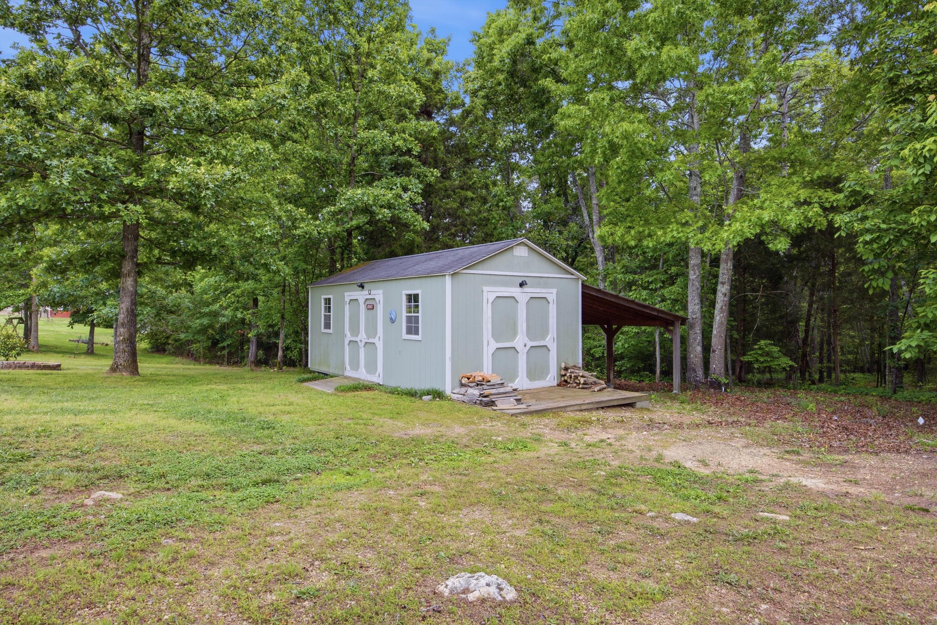 6807 Grazing Lane