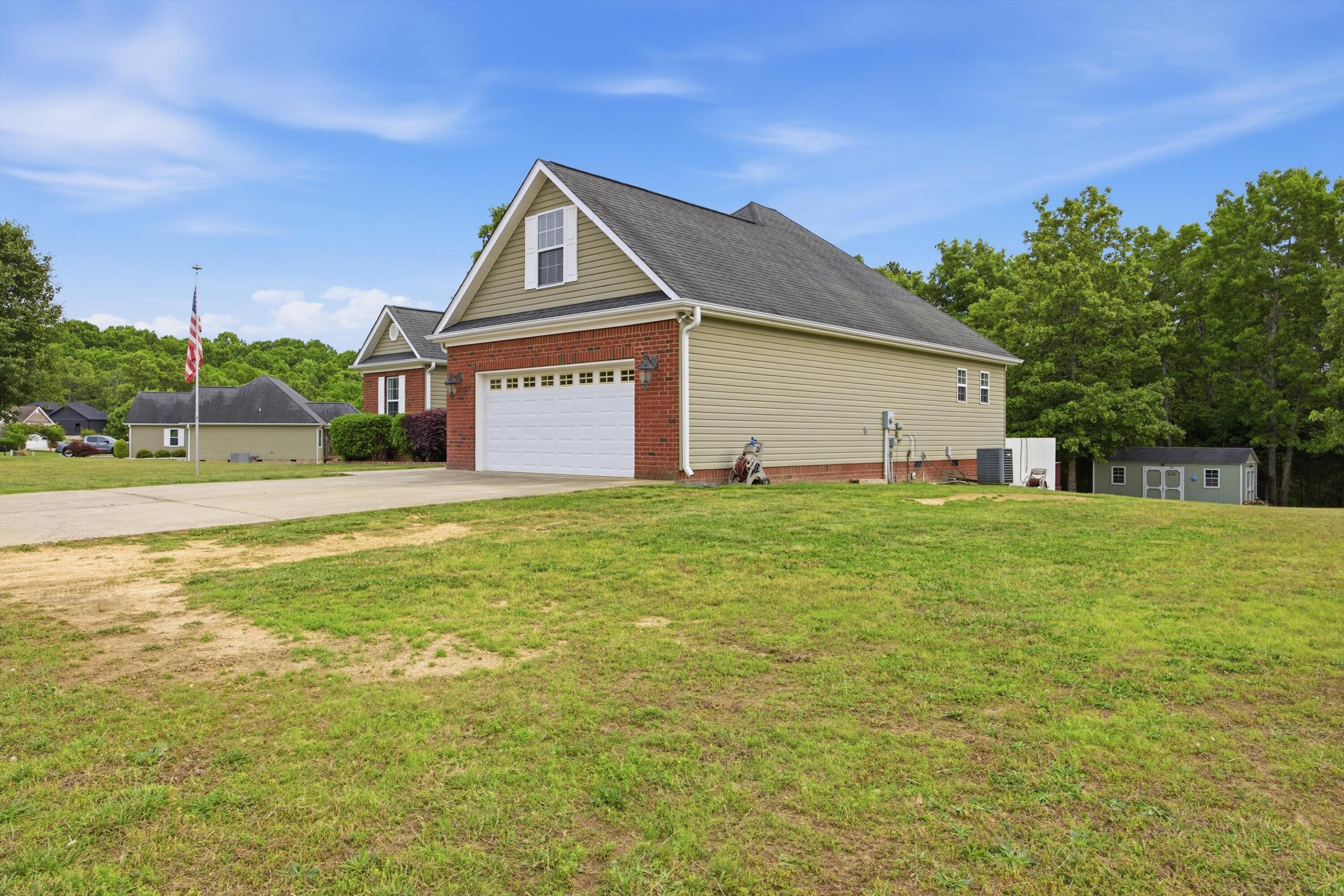 6807 Grazing Lane