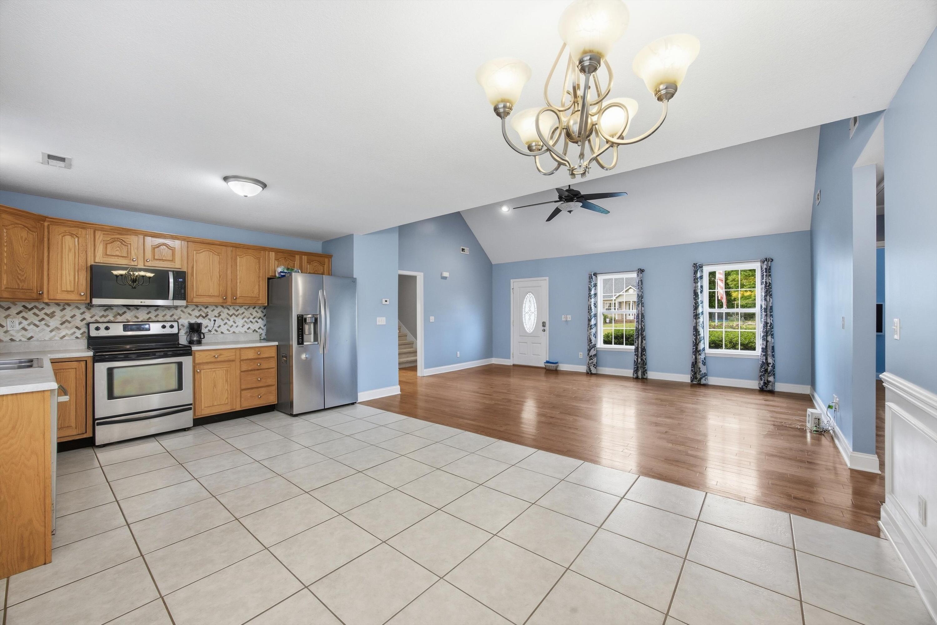 6807 Grazing Lane