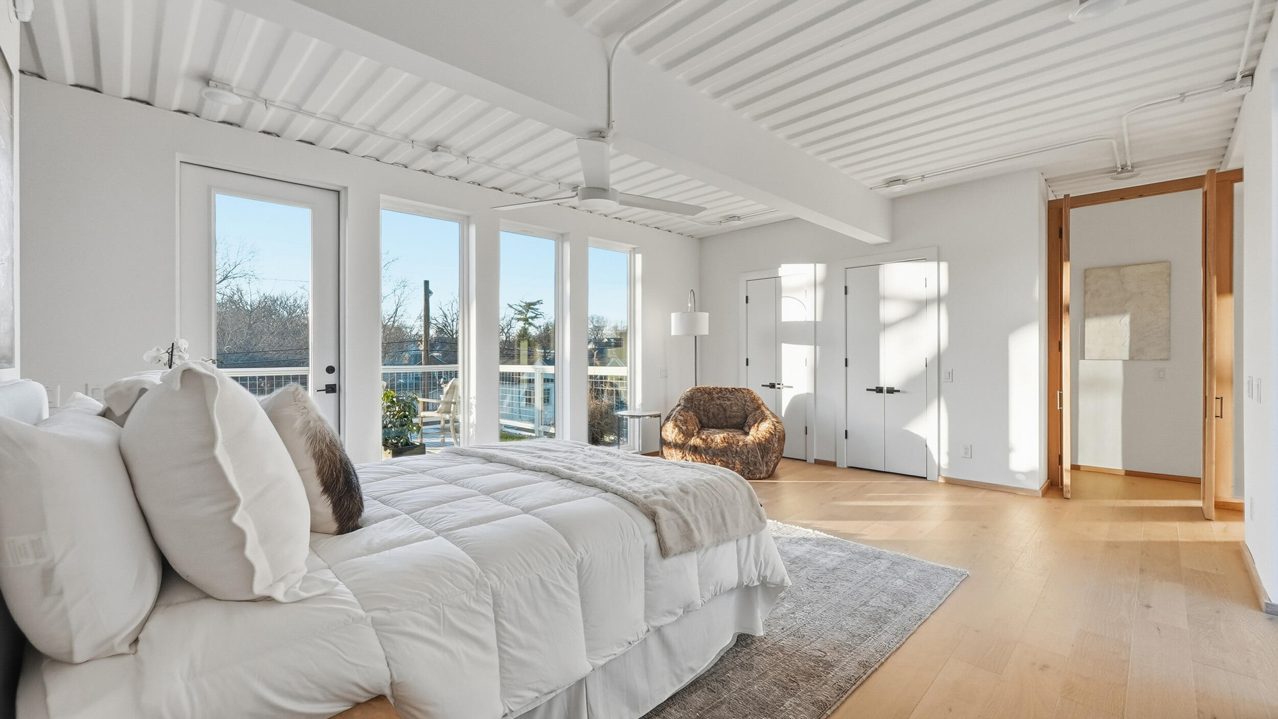 1604 S Orchard Knob Avenue