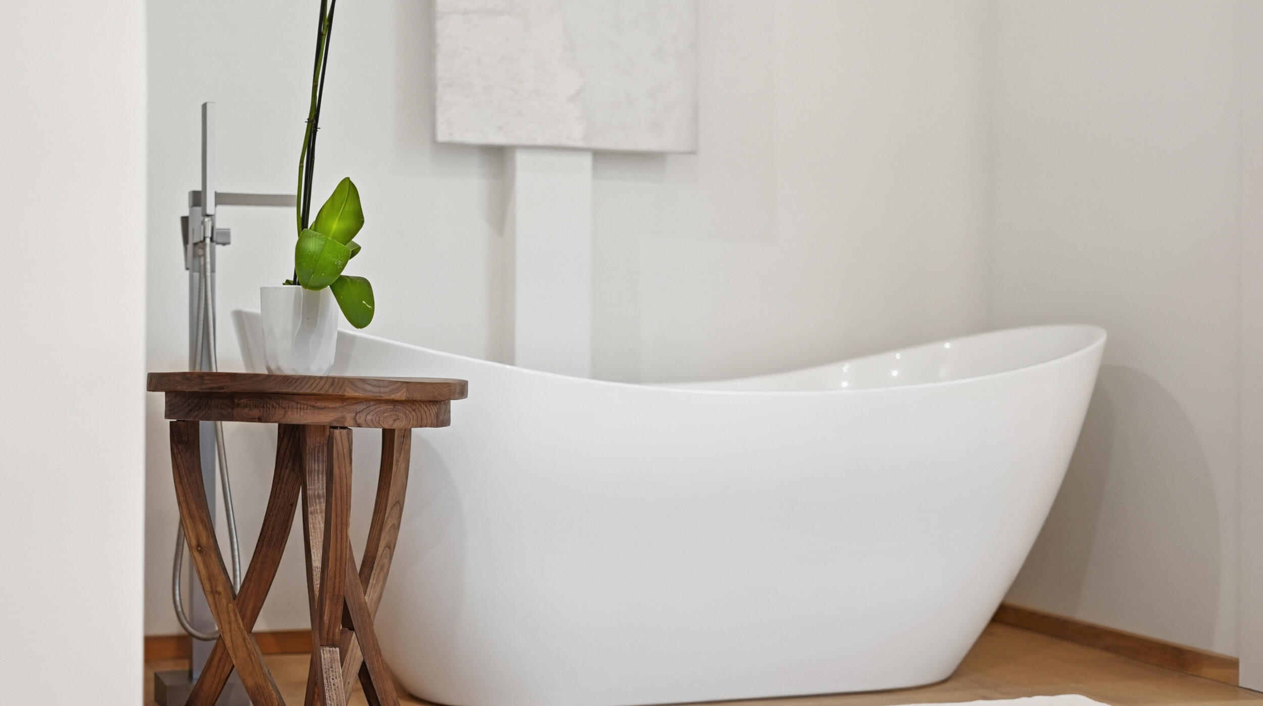 1604 S Orchard Knob Avenue