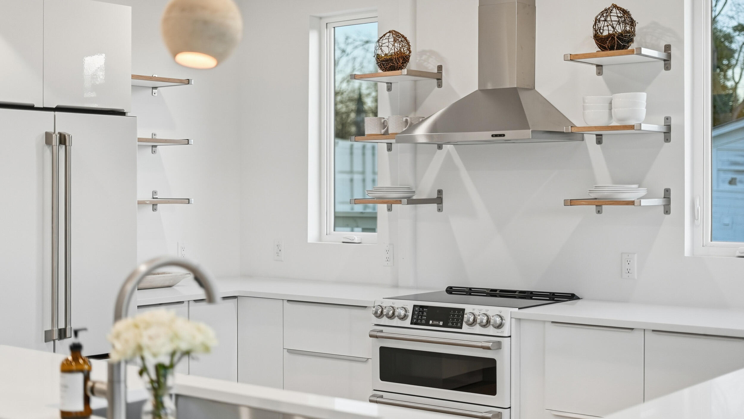 1604 S Orchard Knob Avenue