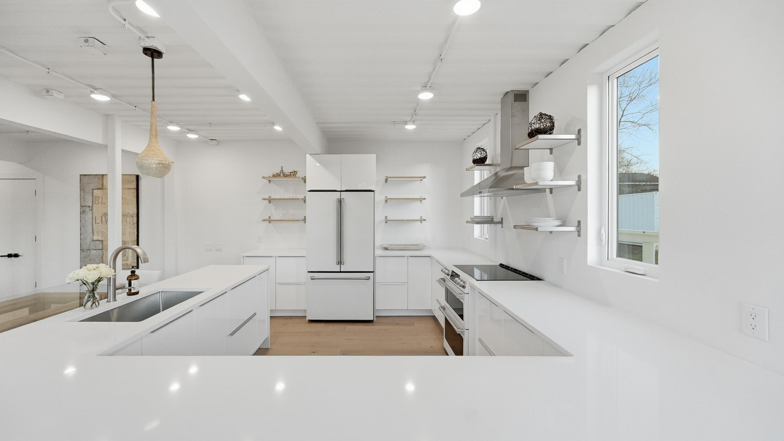 1604 S Orchard Knob Avenue