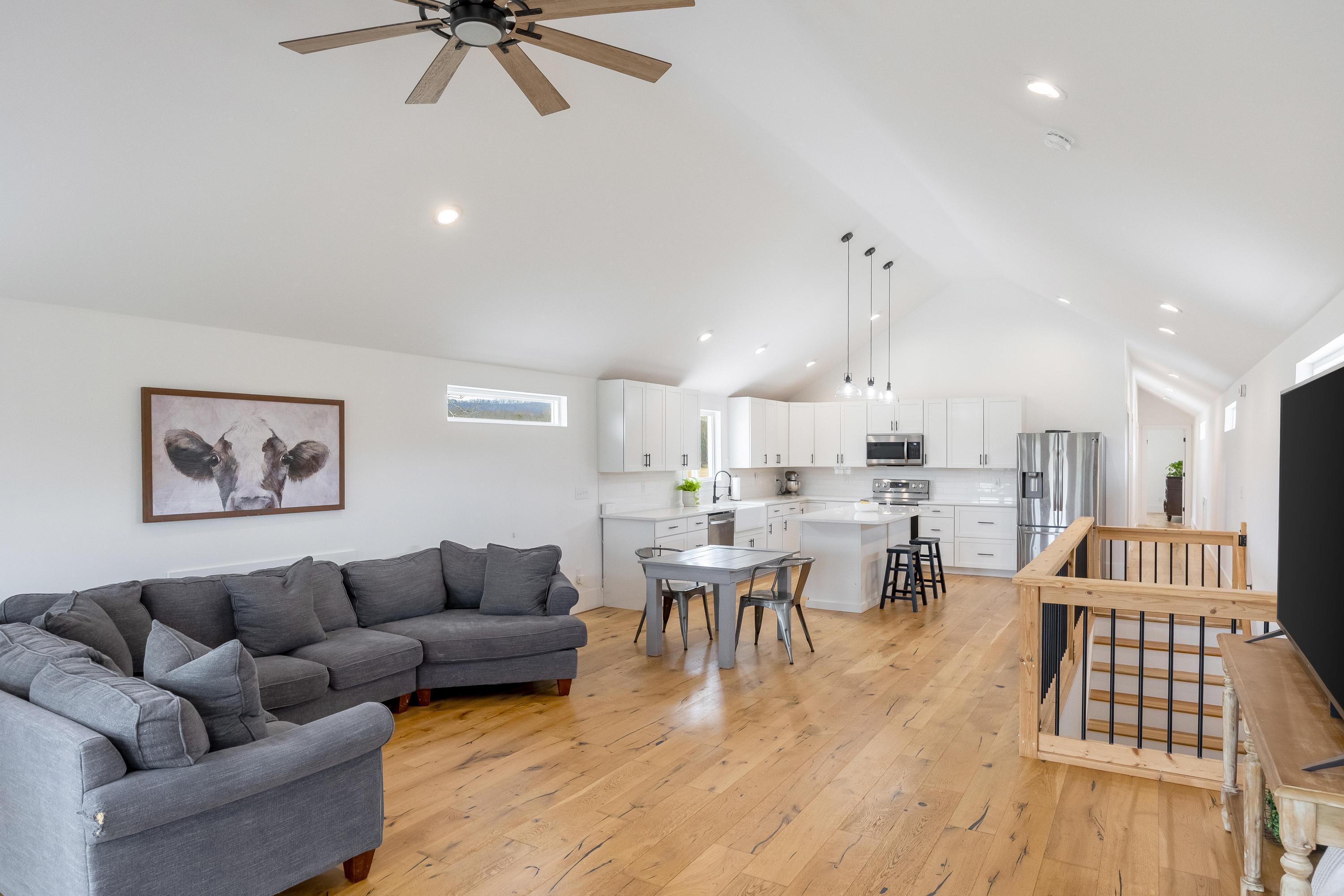 10142 Snow Hill Road