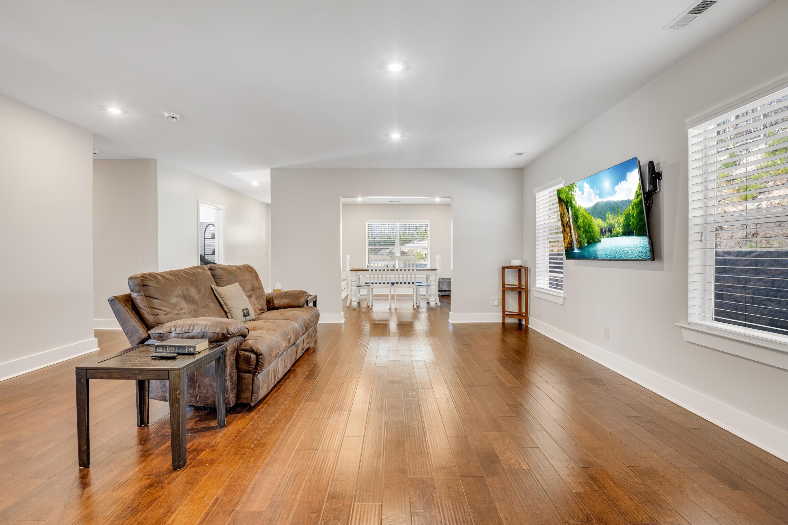 6927 Flagstone Drive