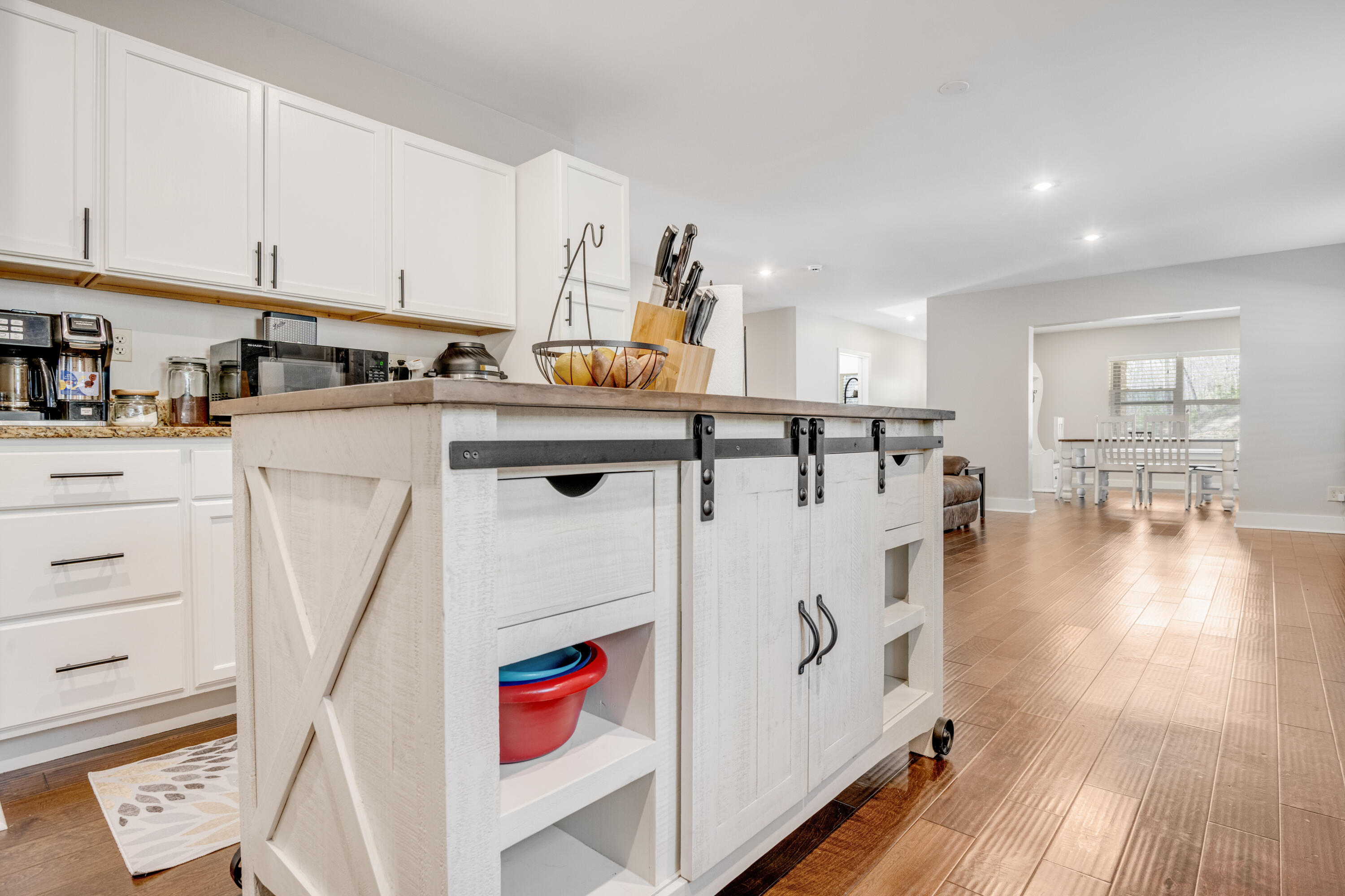 6927 Flagstone Drive