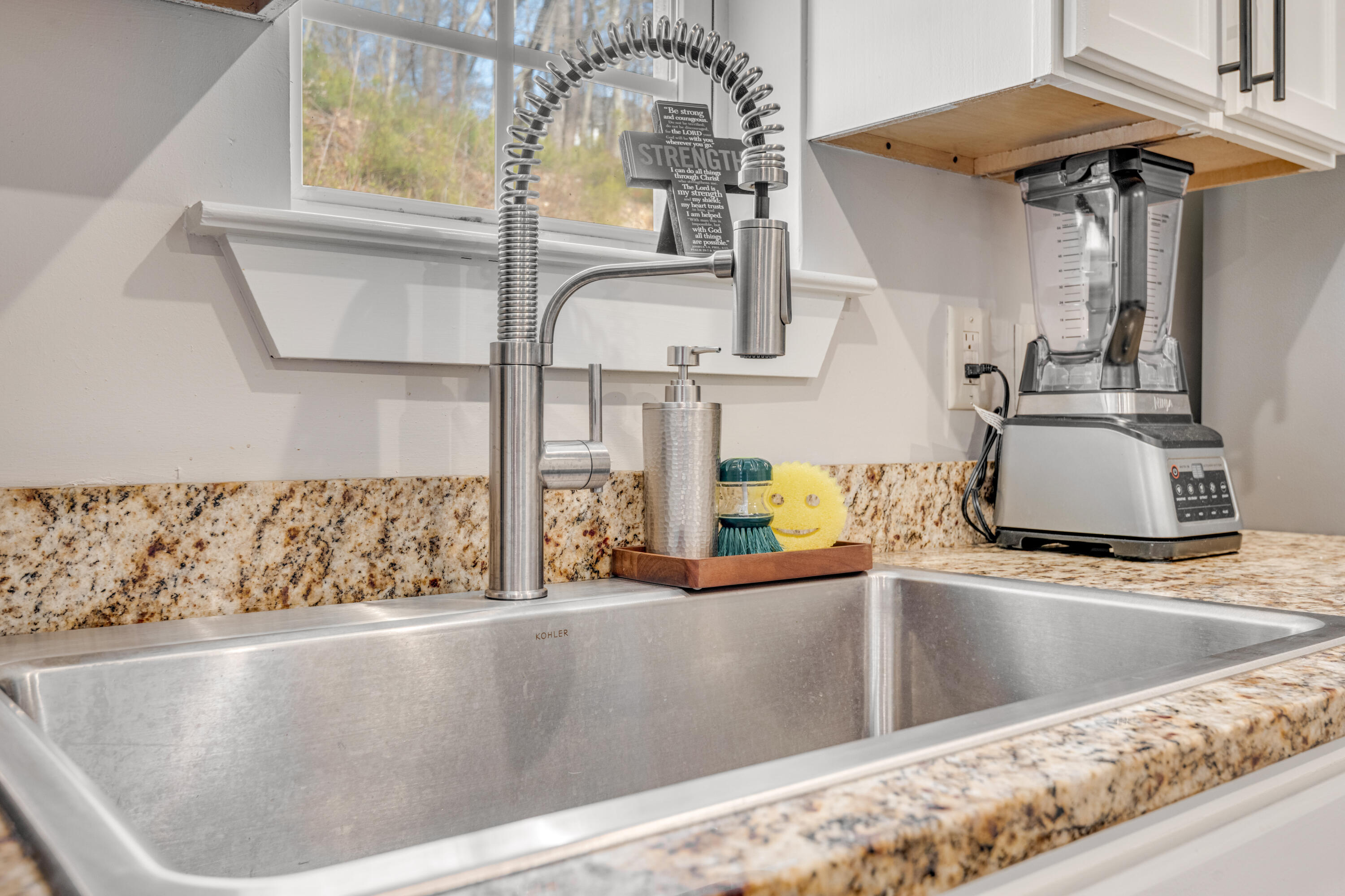 6927 Flagstone Drive