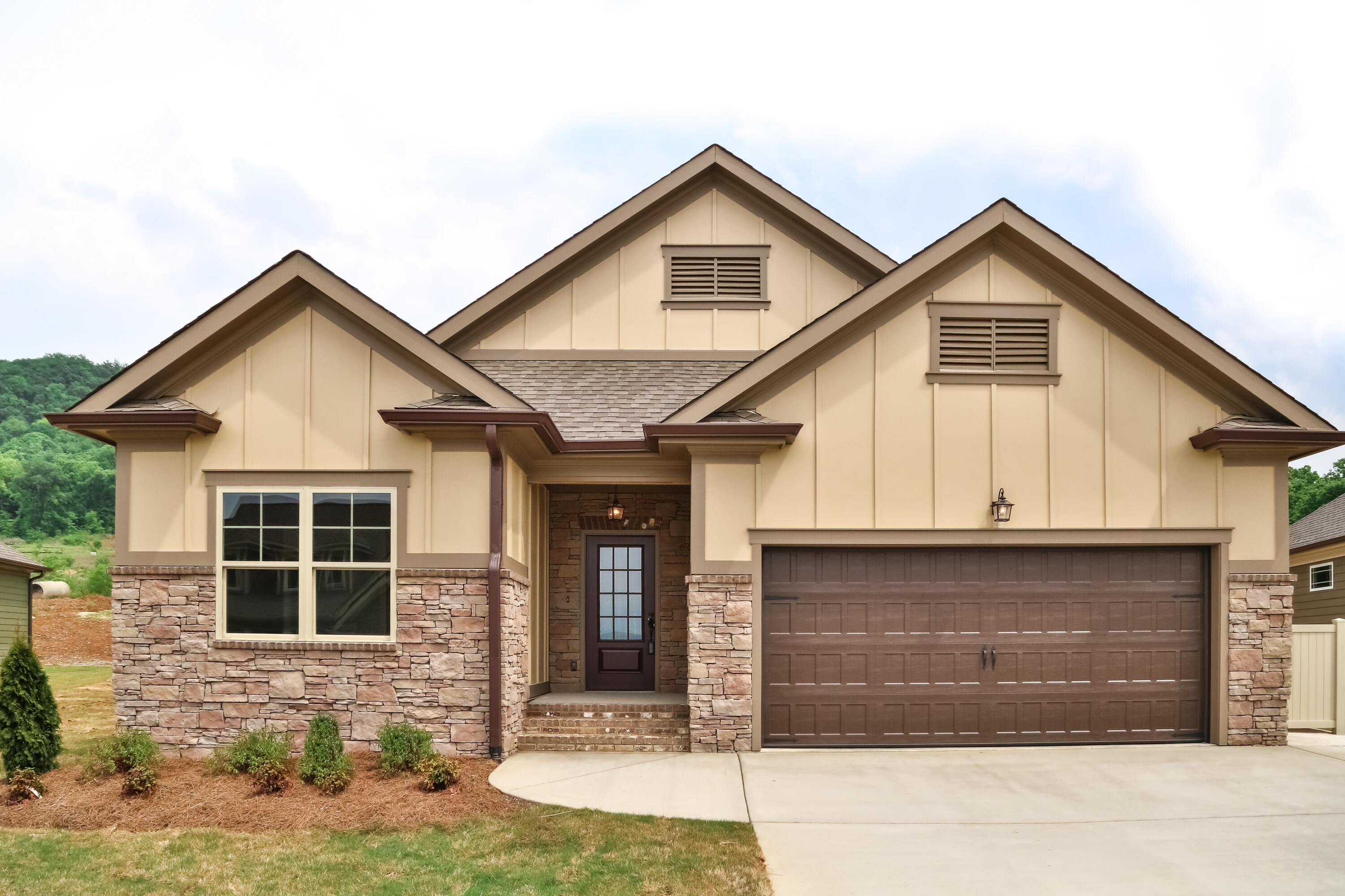 3047 Discovery Drive NW