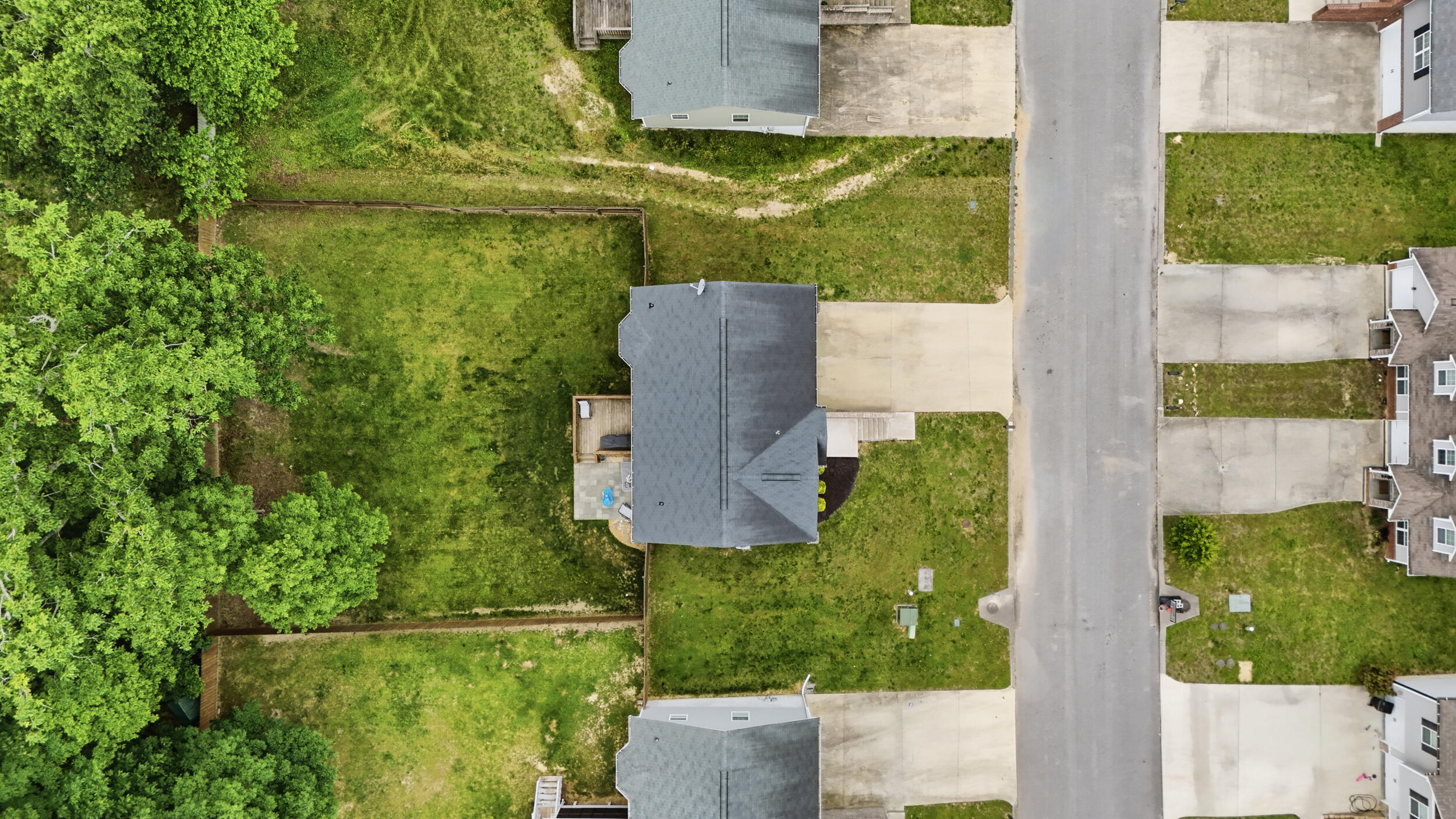 2045 Short Leaf Lane