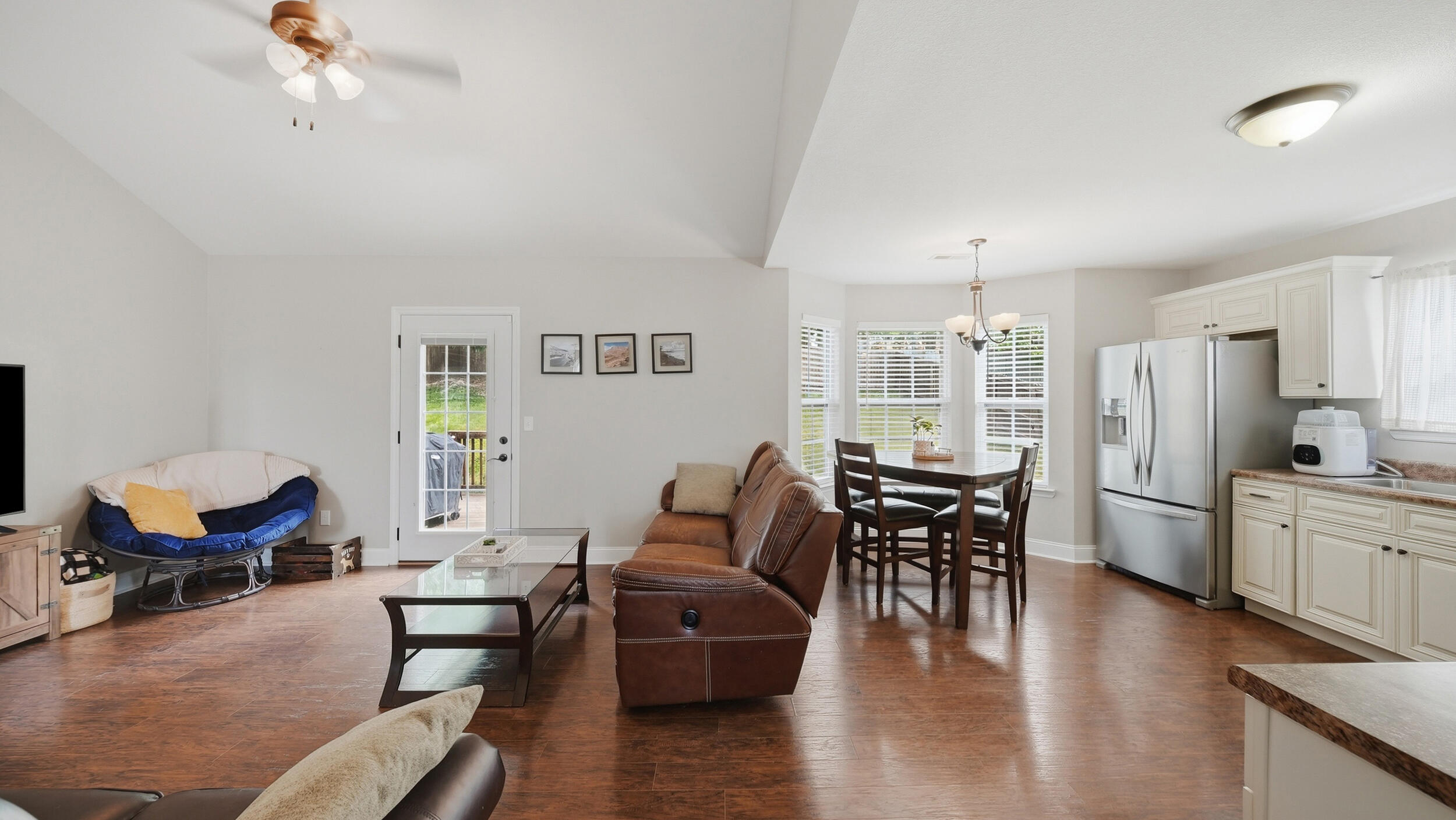 2045 Short Leaf Lane