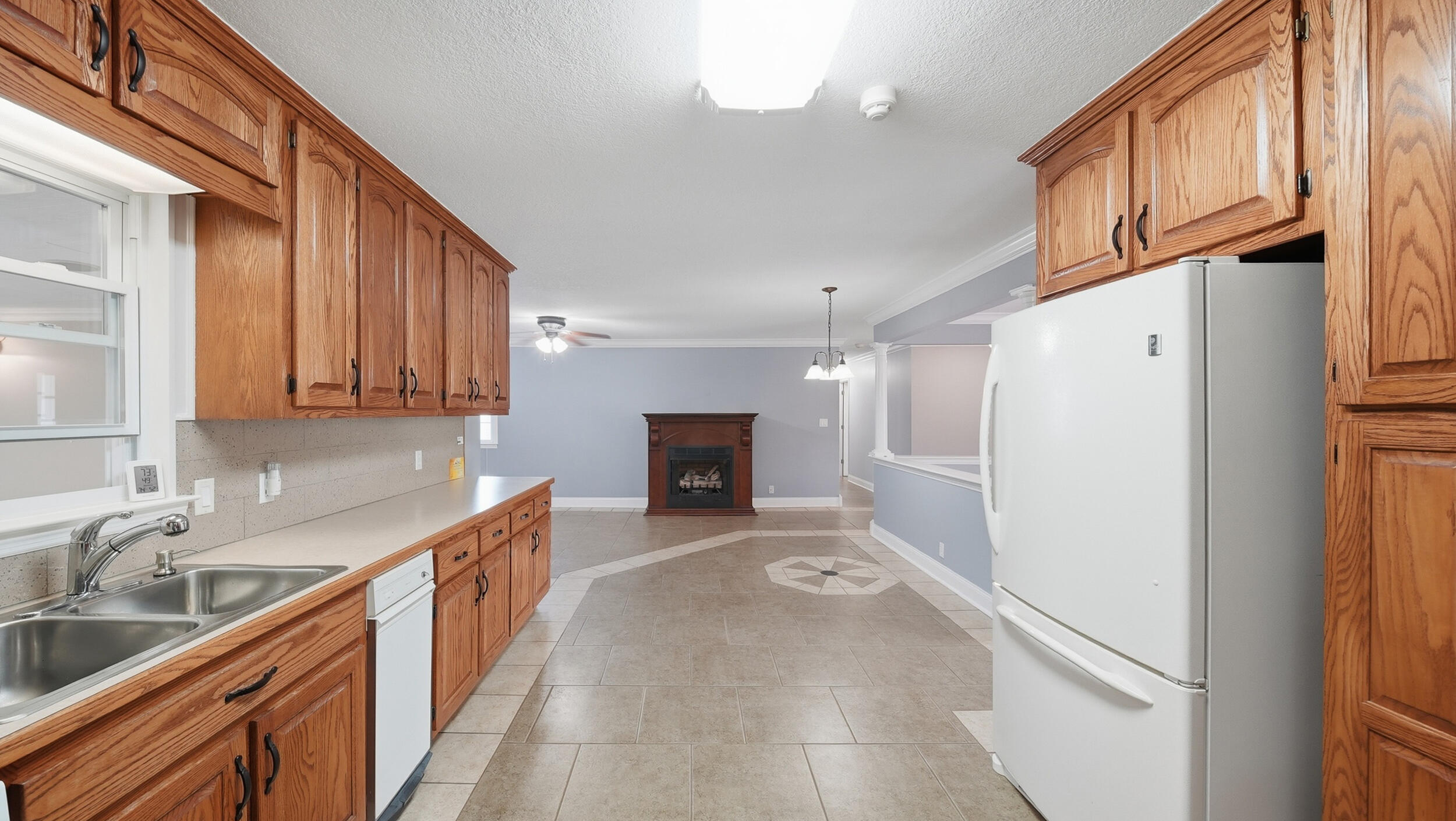 605 Falls View Drive