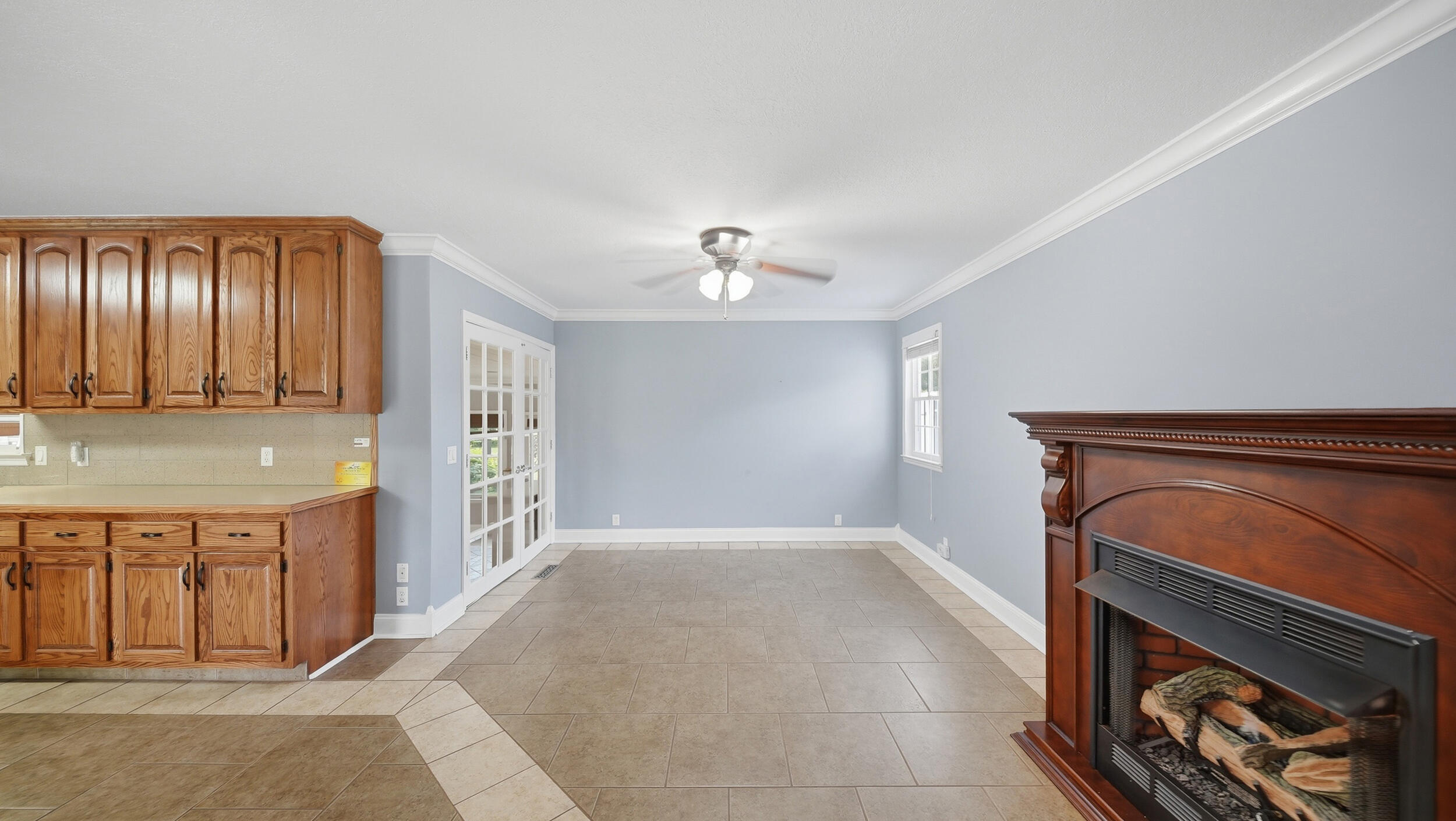 605 Falls View Drive