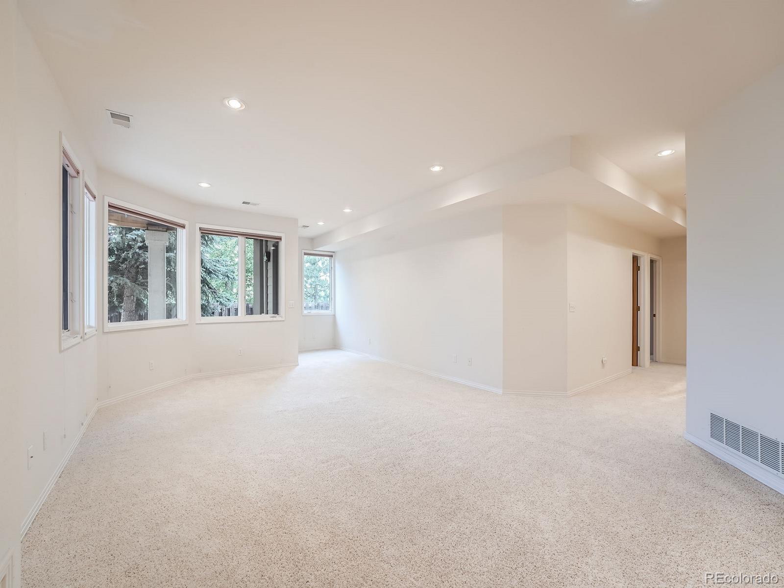 447 Wyoming Circle