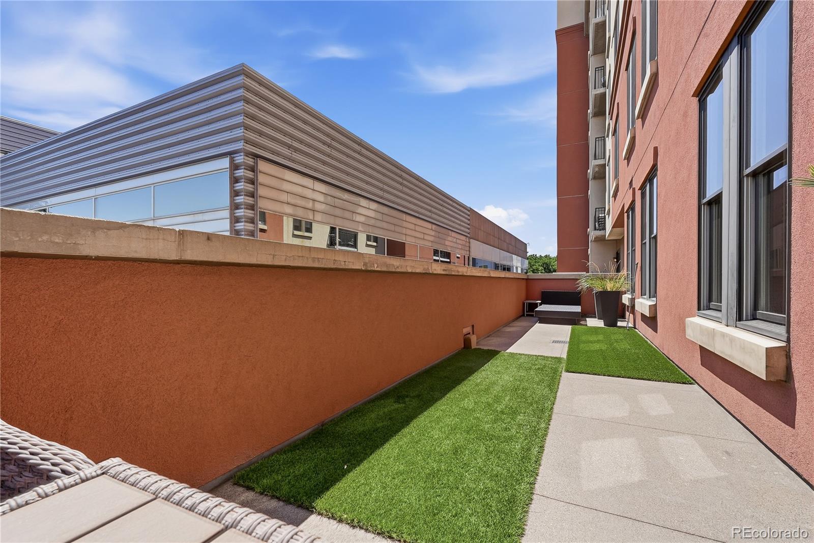 410 Acoma Street Unit: 211