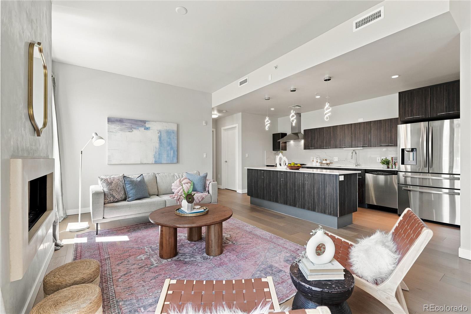410 Acoma Street Unit: 211