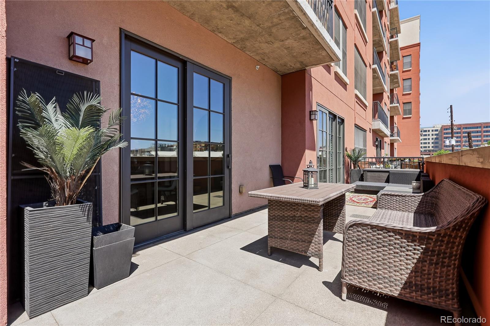 410 Acoma Street Unit: 211