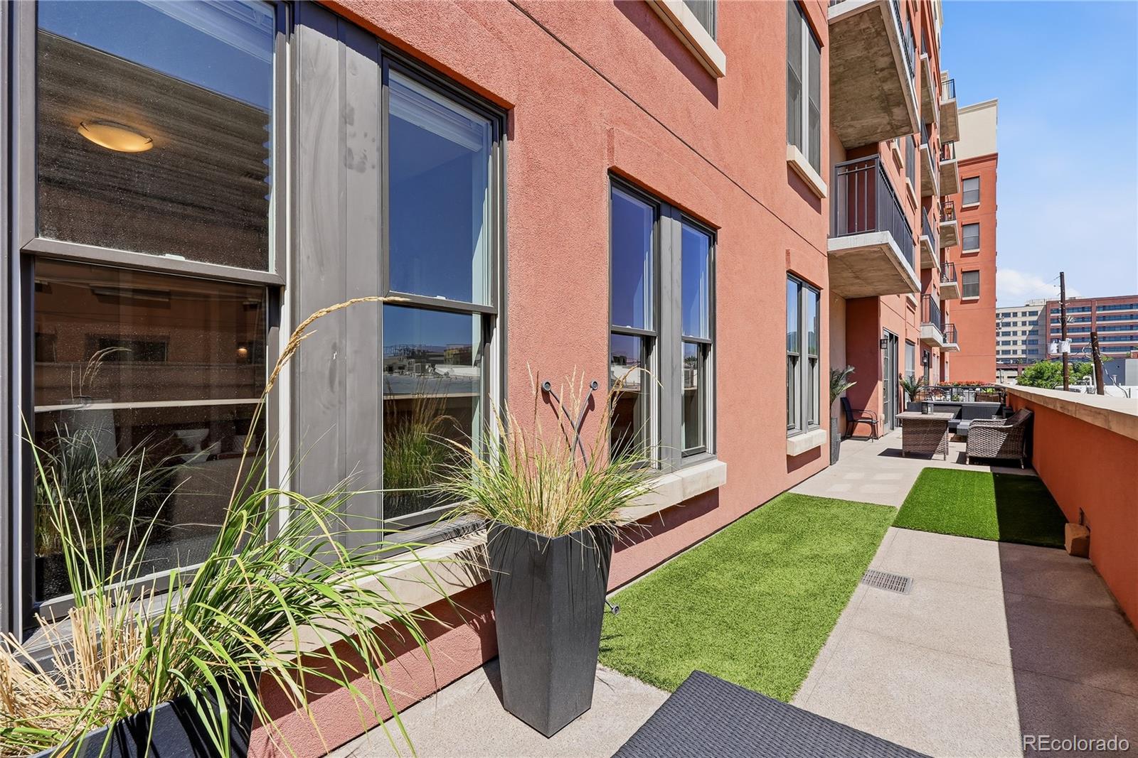 410 Acoma Street Unit: 211