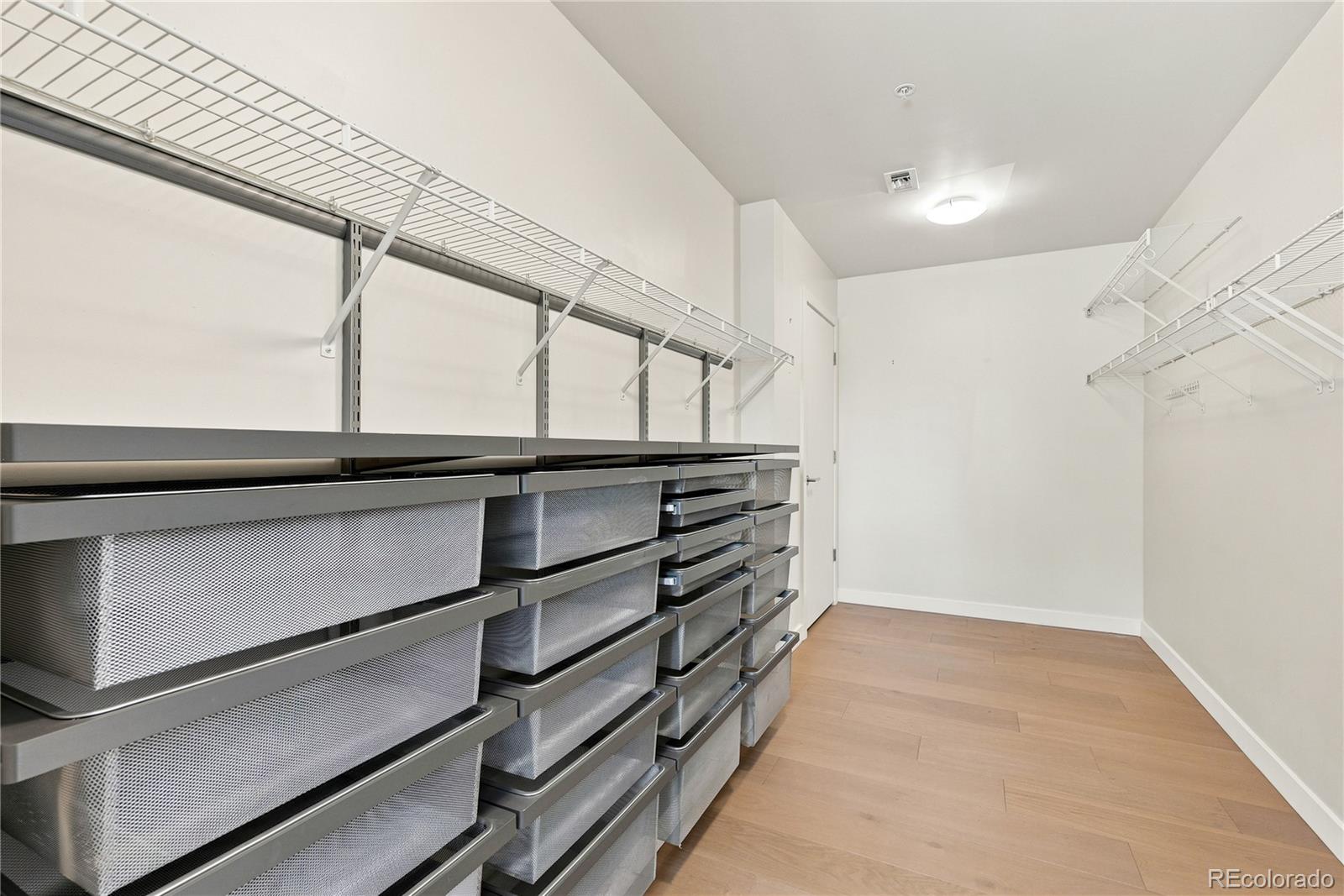 410 Acoma Street Unit: 211