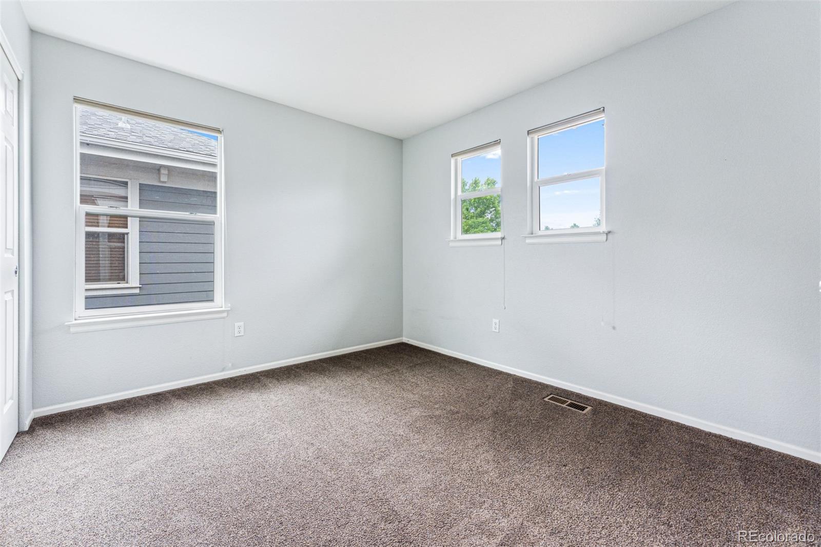 8894 E 29th Place