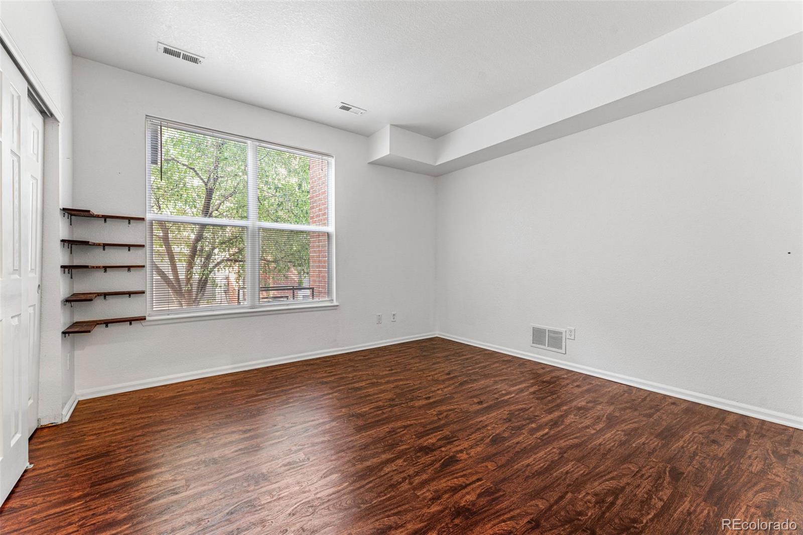 14221 E 1st Drive Unit: 101