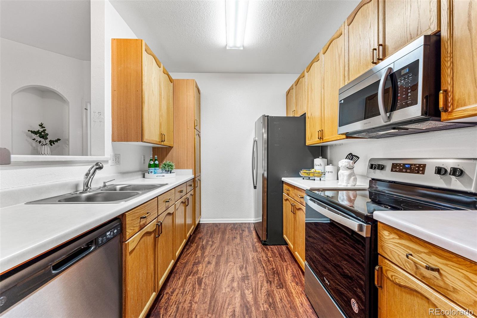 14221 E 1st Drive Unit: 101