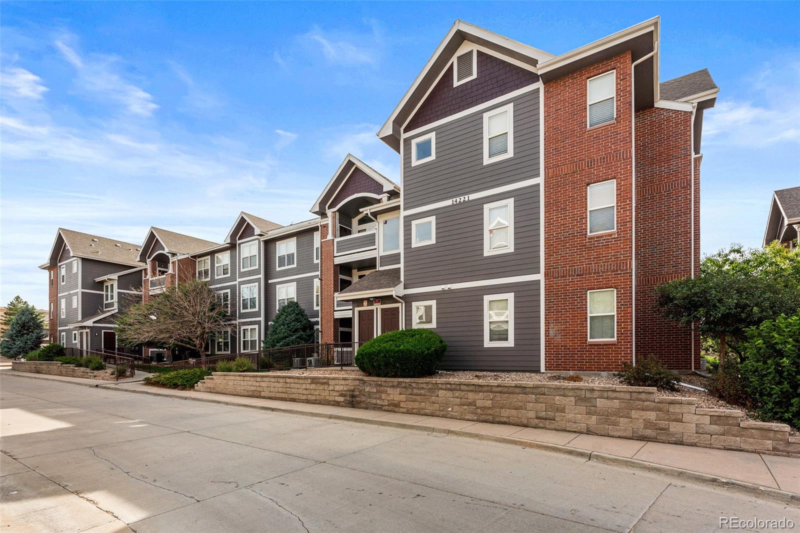 14221 E 1st Drive Unit: 101