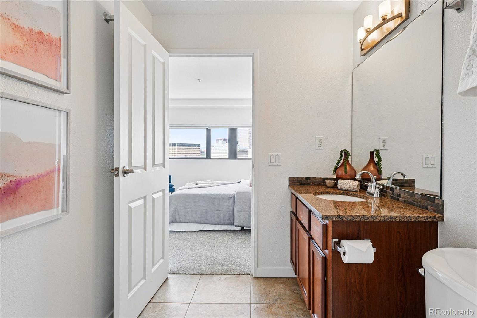100 Park Avenue Unit: 907