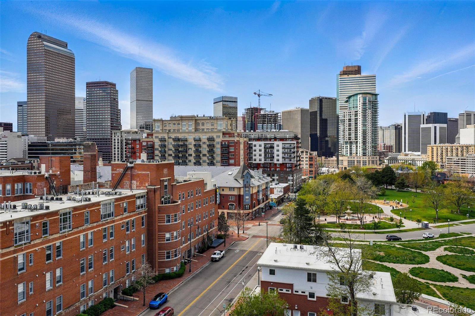 100 Park Avenue Unit: 907