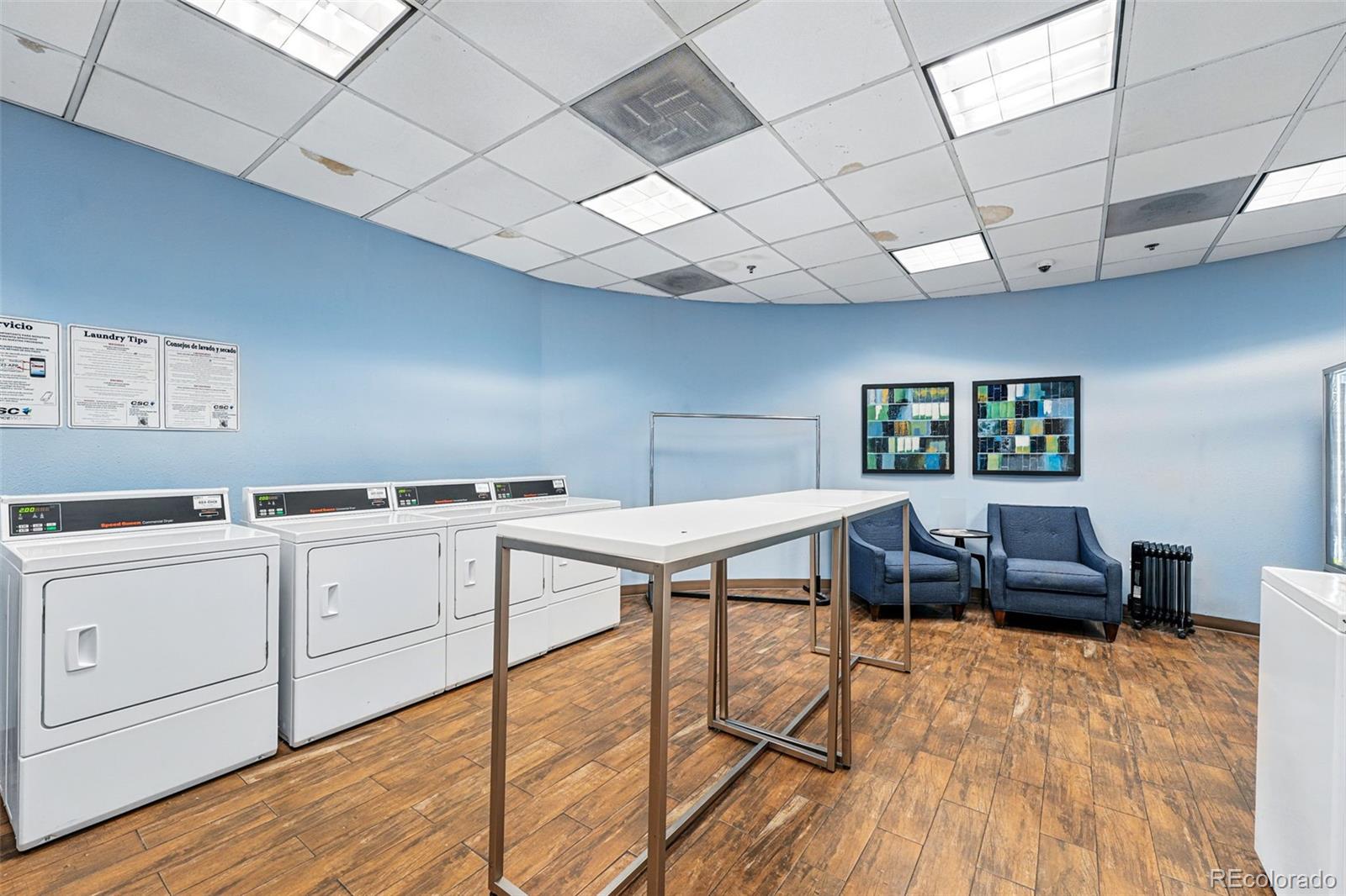 100 Park Avenue Unit: 907
