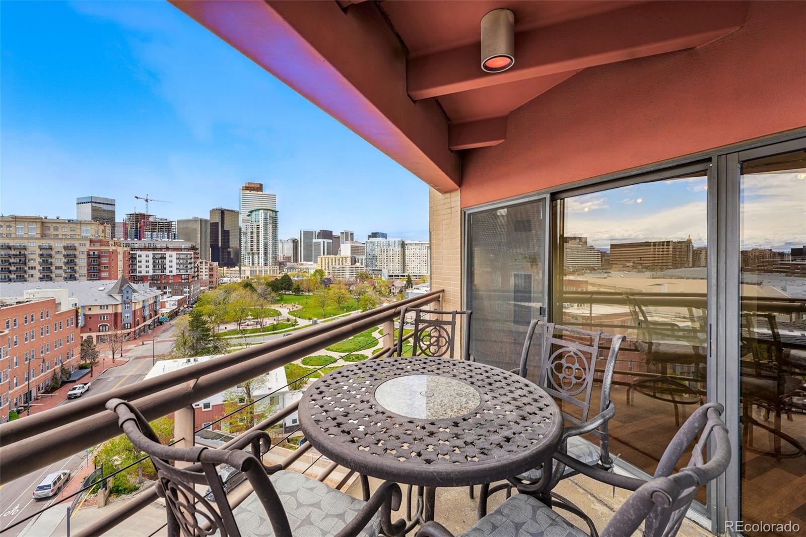 100 Park Avenue Unit: 907