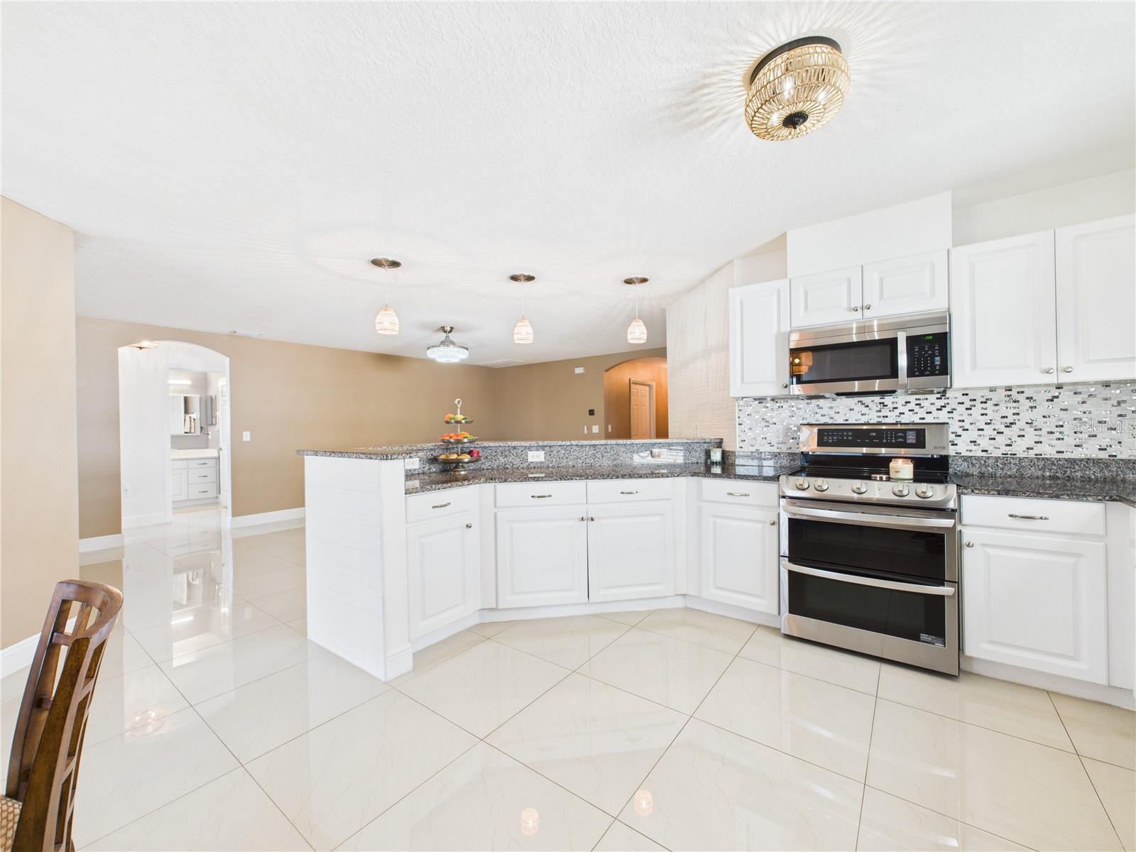 1405 BLOSSOM BAYOU CIR