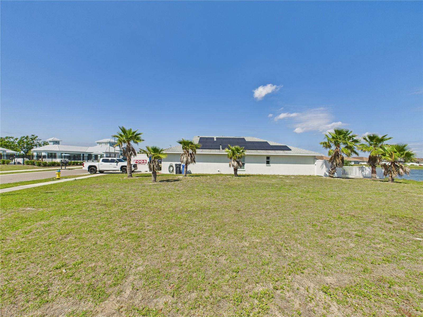 1405 BLOSSOM BAYOU CIR
