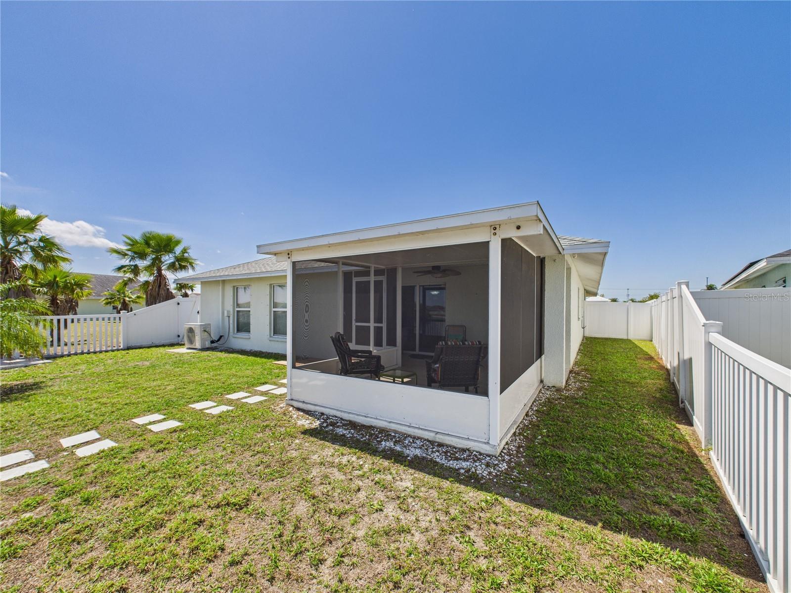 1405 BLOSSOM BAYOU CIR